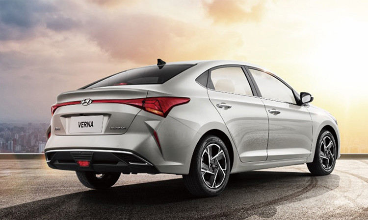 Hyundai-Verna-2020-Bai-5-2618-1572603035