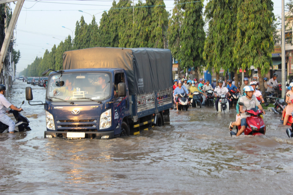 hon-100-tuyen-duong-02