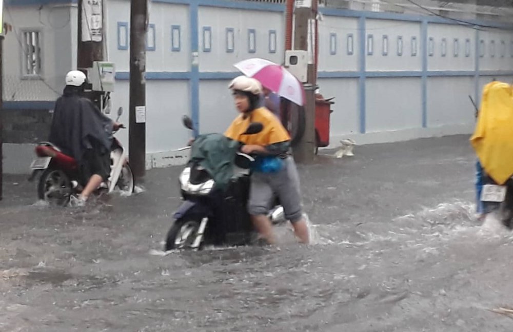 nhieu-tuyen-duong-o-can-tho-bien-thanh-song-02