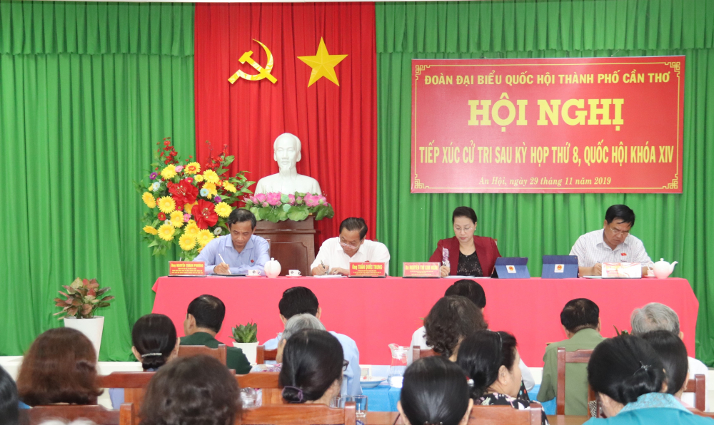 chu-tich-quoc-hoi001