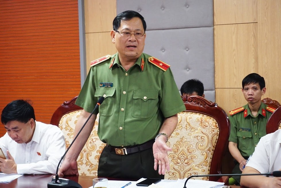 thie-u-tu-o-ng-nguye-n-hu-u-ca-u-1566487154-width979height654 3