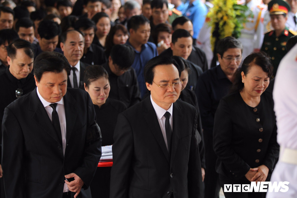 06d4ab5f8b776d293466 4