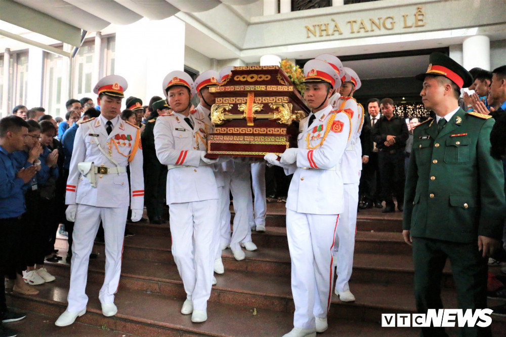 eba63d00472ba175f83a 12