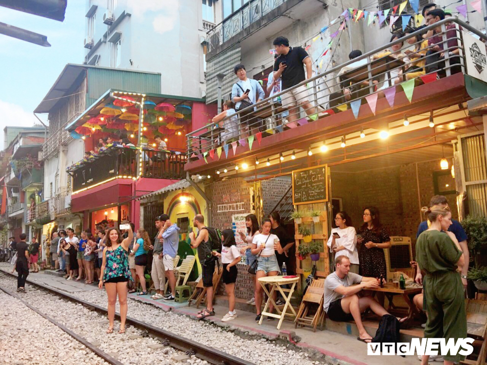 cafe duong tau 4 4
