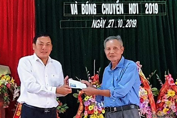 Bố bé bị đánh ở Ciputra: Ông Hà thách 'anh đi đến đâu tôi theo đến đấy'