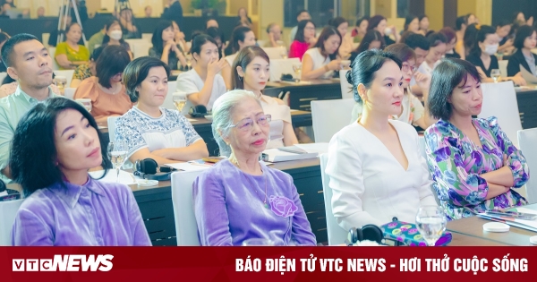 Hệ miễn dịch bị suy yếu, sức khỏe ngày càng kém: Làm gì để cải thiện?