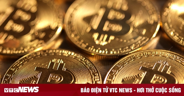 Giá Bitcoin hôm nay 16/12: Bitcoin giảm sâu