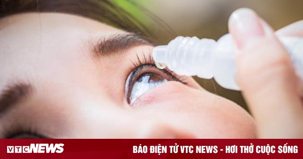 Tự chữa đau mắt tại nhà, cô gái mất thị lực