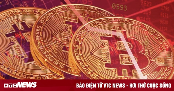 Giá Bitcoin hôm nay 20/1: Bitcoin lao dốc, thị trường tiền ảo rực đỏ