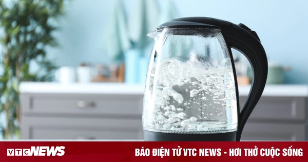 Tại sao không nên đun nước sôi lại nhiều lần?