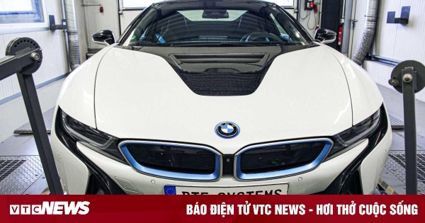 BMW i8 siêu mạnh mẽ sau khi được 'độ'