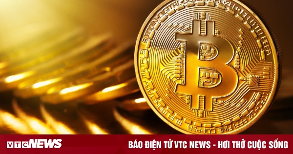 Giá Bitcoin hôm nay 1/2: Tăng vượt 23.000 USD