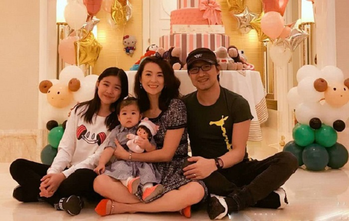 Chương Tử Di chi bộn tiền sang Mỹ sinh con lần 2 - 2