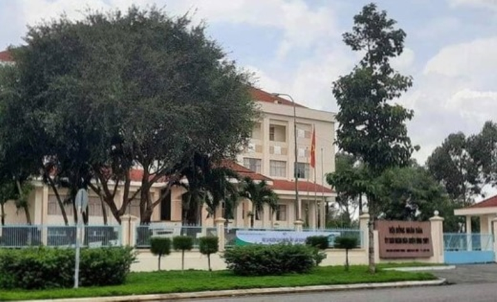 Khởi tố nhóm cán bộ Phòng Tài nguyên và Môi trường ở Cần Thơ - 1