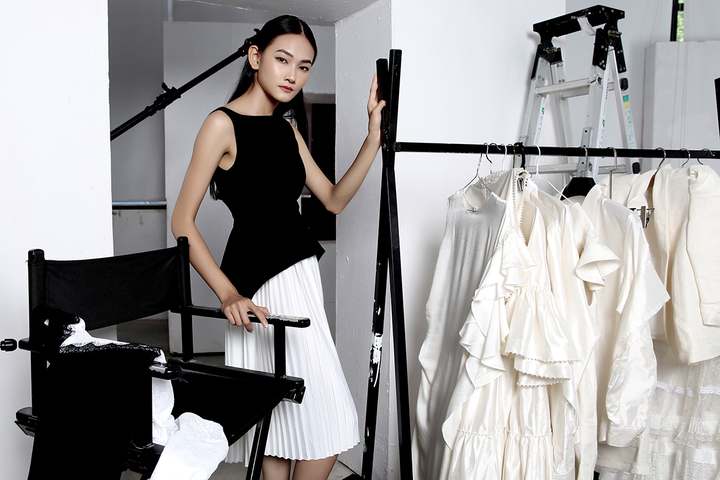 Nhà thiết kế Cao Minh Tiến giới thiệu bộ sưu tập mới tôn vinh chất liệu thuần Việt - 8