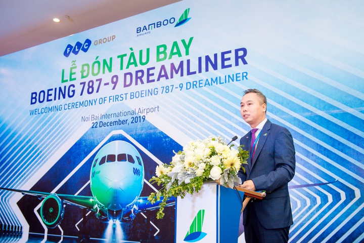 Cận cảnh Boeing 787-9 Dreamliner 'Ha Long Bay' - máy bay thân rộng đầu tiên của hãng hàng không tư nhân Việt Nam - 2