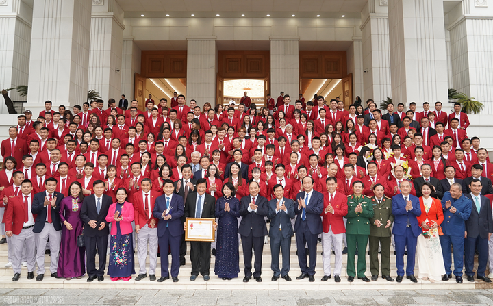 Thủ tướng gặp mặt, vinh danh VĐV, HLV đạt thành tích cao tại SEA Games 30 - 4