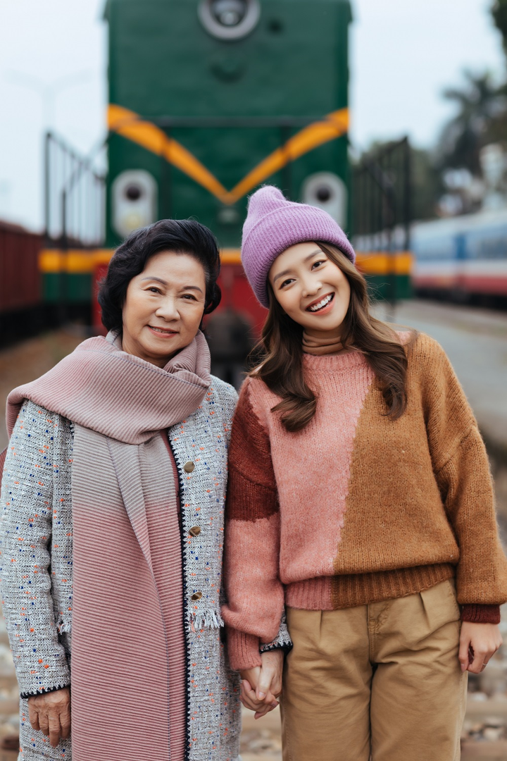 Khả Ngân kết hợp Phan Mạnh Quỳnh ‘xông đất’ Vpop năm 2020 - 1