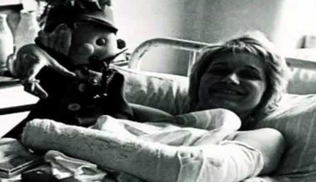 Máy bay rơi từ độ cao 10.000 m, nữ tiếp viên thoát chết thần kỳ - 2