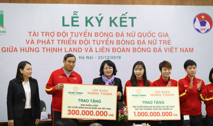 Hưng Thịnh Land tài trợ 100 tỷ đồng cho Đội tuyển bóng đá nữ Quốc gia và Phát triển Đội tuyển nữ trẻ hướng đến World Cup - 3