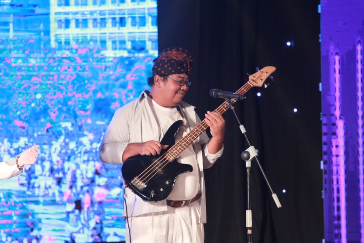 6 tác giả đoạt giải thi tìm hiểu quan hệ hữu nghị Việt Nam - Indonesia - 9