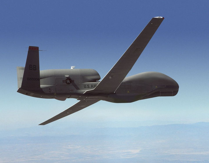 Hàn Quốc lần đầu nhận UAV Global Hawk của Mỹ - 1