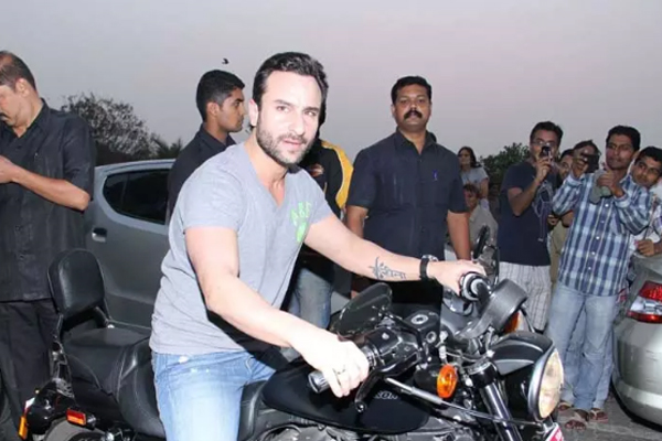 Loạt mô tô Harley Davidson hầm hố của dàn sao Ấn Độ - 7