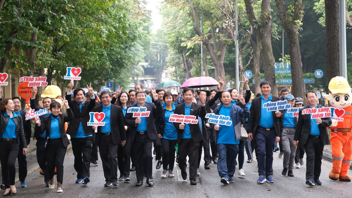 65 năm - EVNHANOI đồng hành cùng Thủ đô - 5