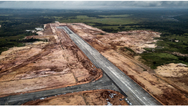 Trung Quốc xây 'siêu sân bay' trong rừng rậm Campuchia dấy lên hàng loạt nghi ngờ - 1