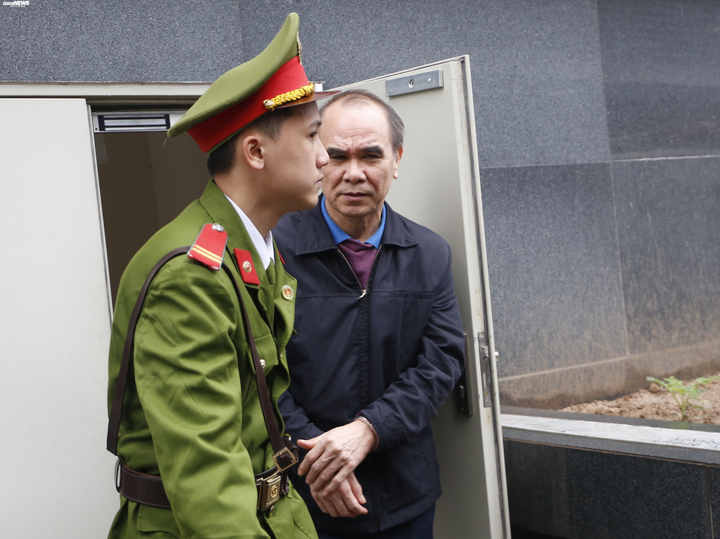 Hai cựu bộ trưởng nói những lời cay đắng cuối cùng tại Toà - 4