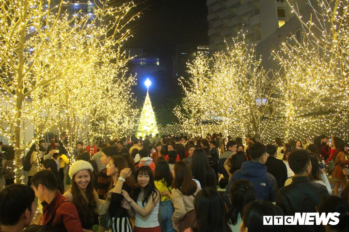 Thời tiết đêm Noel: Miền Bắc mưa phùn, có nơi dưới 12 độ C - 1