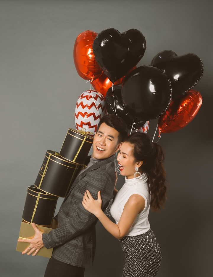 Chi Pu tung clip cực sexy, Kaity Nguyễn – Trang Hý nhí nhảnh đón Giáng Sinh - 2