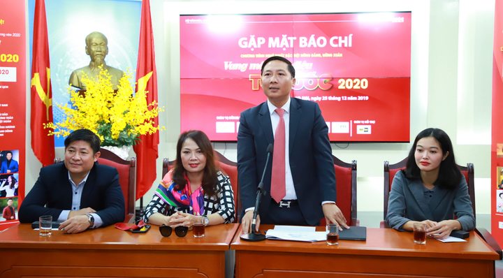 Hồ Ngọc Hà, Tóc Tiên trình diễn trong chương trình 'Vang mãi giai điệu Tổ Quốc' - 1