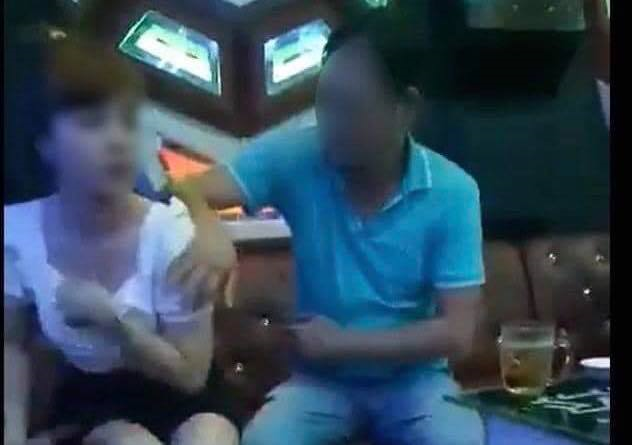  Phó bí thư Huyện ủy ở Đắk Lắk thừa nhận sờ ngực nữ nhân viên karaoke - 1