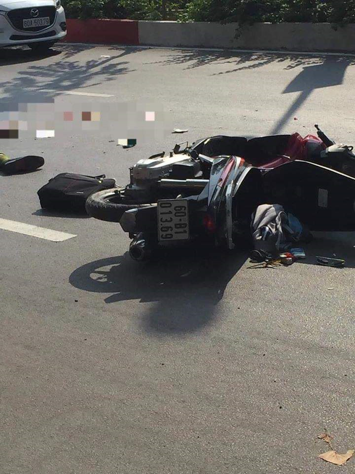 Xe container tông thiếu úy công an thiệt mạng - 1