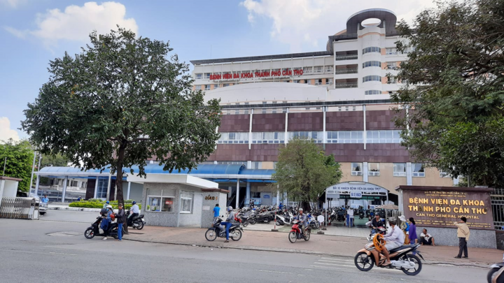 Nữ sinh trường y 'tố' bị bảo vệ bệnh viện Đa khoa TP Cần Thơ đánh - 1