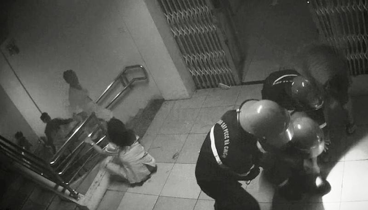 Tạm giữ kẻ đốt bệnh viện, khống chế nữ điều dưỡng trong đêm - 1