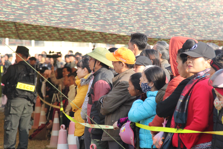 Xét xử vụ án nữ sinh giao gà bị sát hại: 7 bị cáo sử dụng hồng phiến rồi hãm hiếp - 2