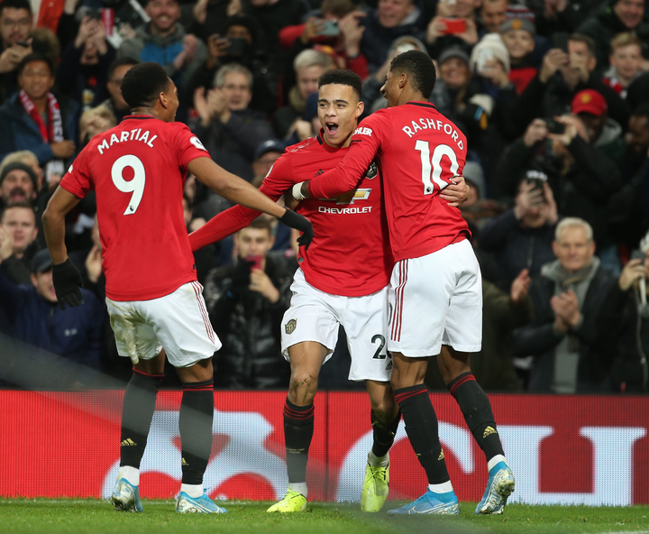 Martial chói sáng, MU nhấn chìm Newcaslte - 2