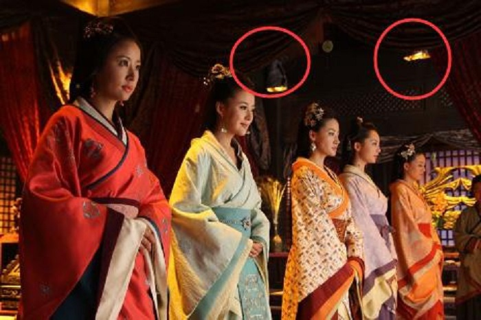 Lỗi 'dở khóc dở cười' trong các phim ăn khách Trung Quốc - 10