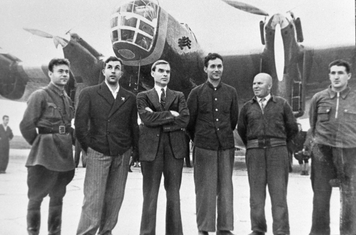 Những vụ mất tích máy bay quân sự kỳ quái nhất thế giới - 3