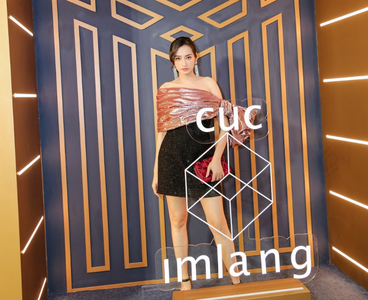 Hồ Ngọc Hà - Thanh Hằng hội ngộ, Sơn Tùng M-TP xuất hiện chớp nhoáng trong triển lãm của Công Trí - 5