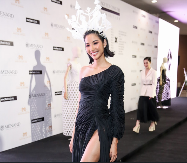 Hồ Ngọc Hà - Thanh Hằng hội ngộ, Sơn Tùng M-TP xuất hiện chớp nhoáng trong triển lãm của Công Trí - 10