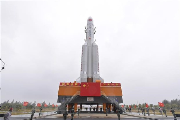 Trung Quốc phóng thành công tên lửa Trường Chinh-5 - 1