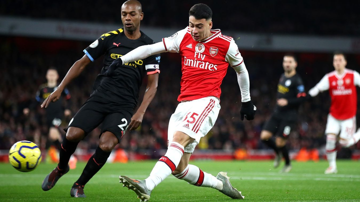 Cùng mất phong độ, tại sao tương lai Chelsea vẫn sáng hơn Arsenal? - 3