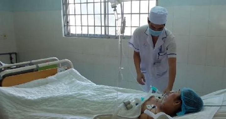 Ăn ốc bùn bống nhiễm ký sinh trùng độc, người phụ nữ nguy kịch - 1