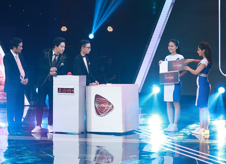 Siêu trí tuệ tập 10: Lật ngược tỷ số, ‘phù thủy toán học’ Huy Hoàng đánh bại ‘bách khoa sống’ Việt Hoàng - 1