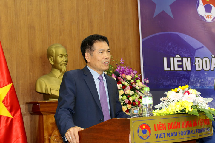 ‘Sẽ tuyệt vời nếu bóng đá nam và nữ Việt Nam dự Olympic’ - 1