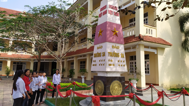 Ngôi trường ở Nghệ An có 16 lớp học mang tên các hòn đảo - 2