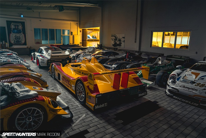 Bên trong garage Porsche bí mật chứa hàng trăm xe quý - 4